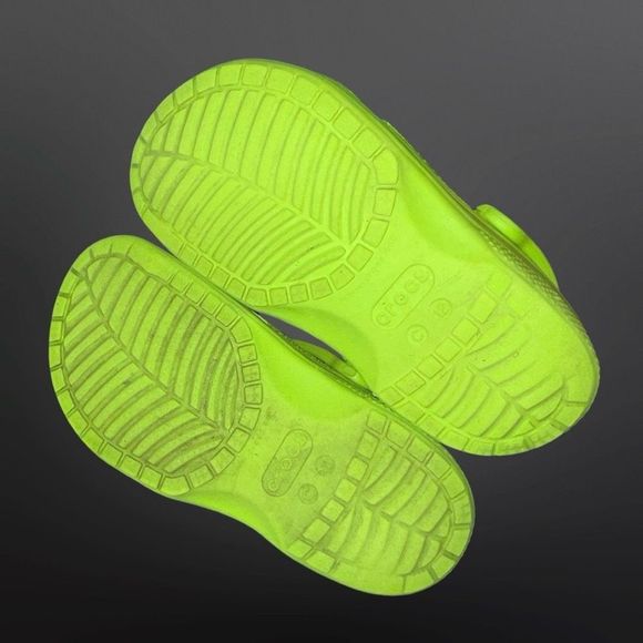 Toddler CROCS Classic Clog Neon Green Size C 12 - Picture 4 of 5